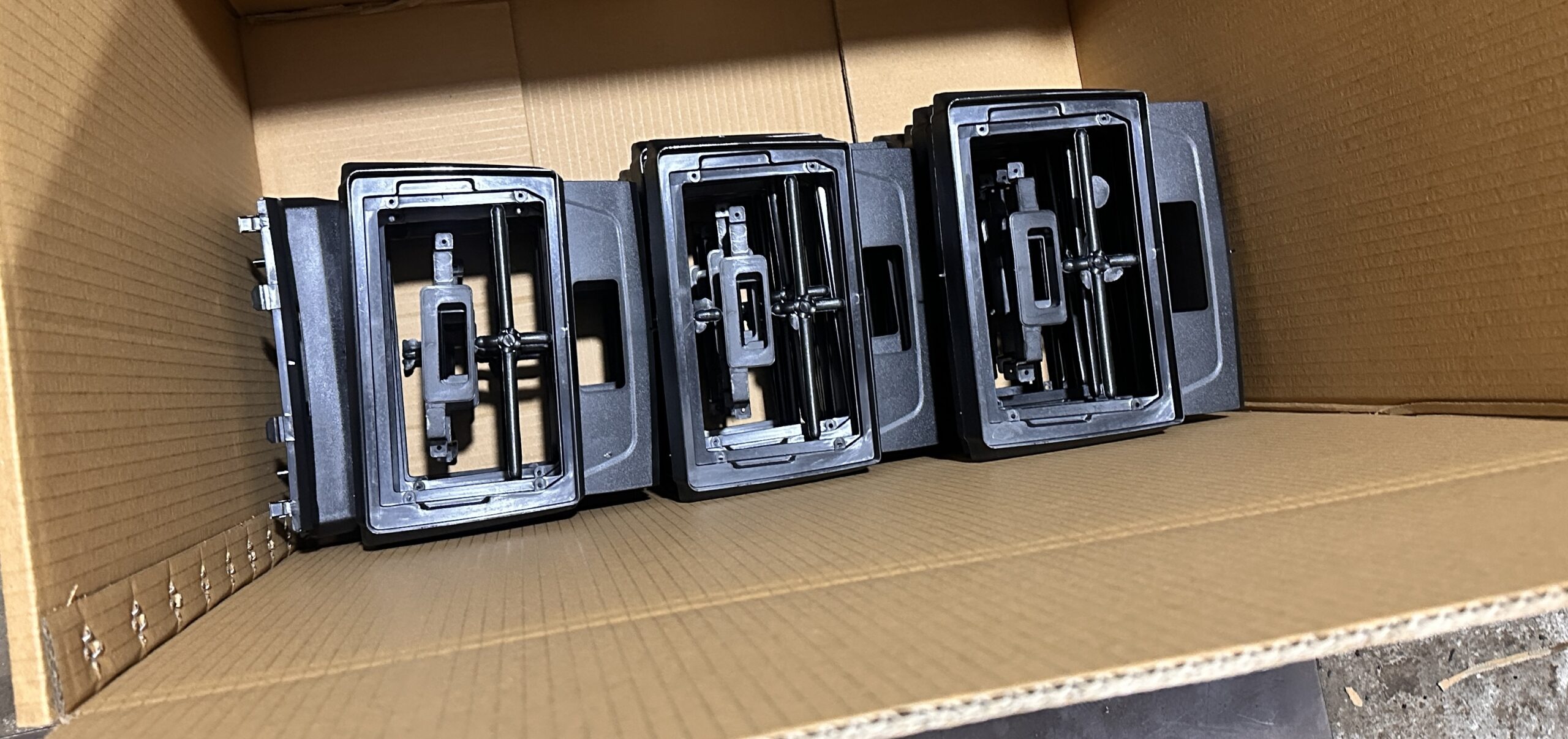 Read more about the article Solving Critical Quality Defects in Heavy Injection Molding